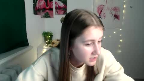 kamilla_love_ online show from 24, 10, 2025