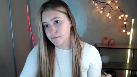 kamilla_love_ online show from 1, 6, 2026
