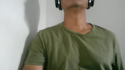 Kamilo online show from 4, 2, 2026