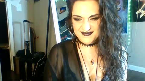 kandirain online show from 18, 11, 2025