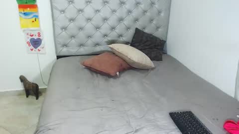 lucas valentina online show from 21, 1, 2025