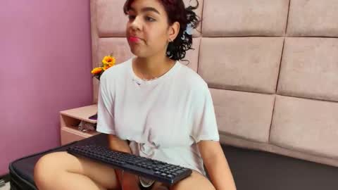 Snapshot of kandyy_love chatting on 14, 1, 2026 kandyy_love online show from 14, 1, 2026