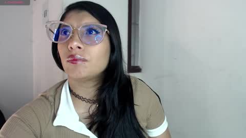 Snapshot of kanroji_mitsuri_11 chatting on 16, 10, 2025 Sanctuary online show from 16, 10, 2025