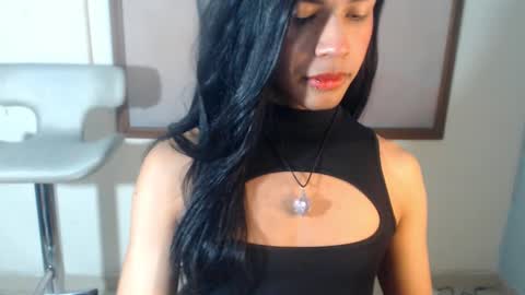 Snapshot of kaorimatsui_ chatting on 5, 10, 2025 Kaori Matsui online show from 5, 10, 2025