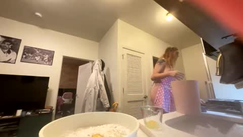 Snapshot of kapri_sun chatting on 11, 11, 2025 kapri_sun online show from 11, 11, 2025