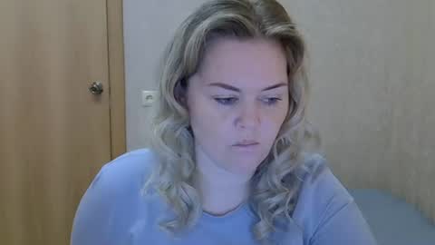 Snapshot of karennelsonx chatting on 3, 7, 2026 karennelsonx online show from 3, 7, 2026