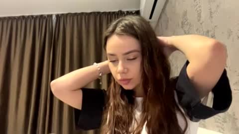 Snapshot of kareystutsman chatting on 16, 12, 2025 kareystutsman online show from 16, 12, 2025