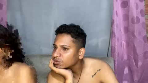 Snapshot of kariina_candy chatting on 8, 11, 2025 kariina candy and fox online show from 8, 11, 2025