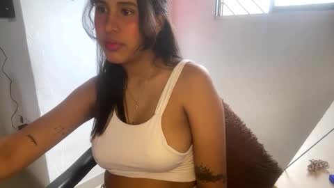 kariina candy and fox online show from 5, 6, 2026