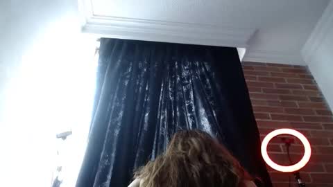 karima_sarabe online show from 2, 6, 2026