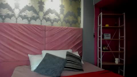 Karina online show from 28, 11, 2025