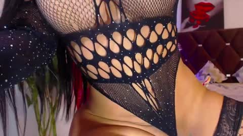 Snapshot of karina4squirt chatting on 24, 9, 2025 karina4squirt online show from 24, 9, 2025