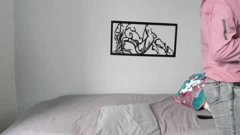 Snapshot of karina_lopez7 chatting on 12, 10, 2025 karina_lopez7 online show from 12, 10, 2025