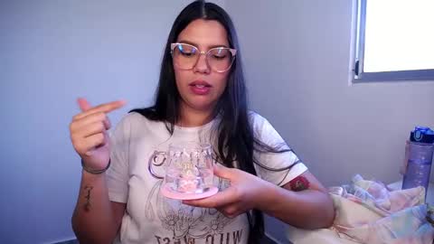 Snapshot of karina_santiago chatting on 29, 1, 2025 Karina online show from 29, 1, 2025