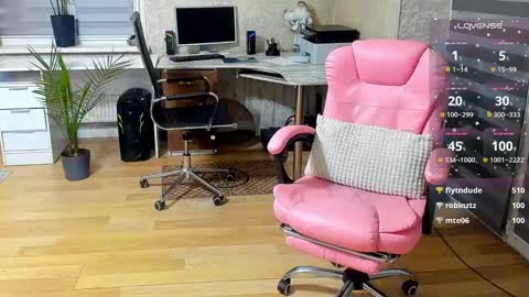 Snapshot of karinadeniss chatting on 13, 1, 2025 Onlyfans cute valerri Real Nme Valerri online show from 13, 1, 2025