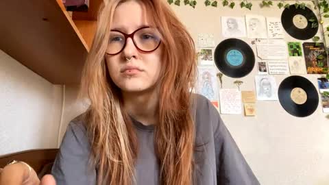 Karina online show from 5, 4, 2026