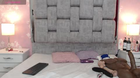 KarinaSimonz online show from 29, 12, 2024