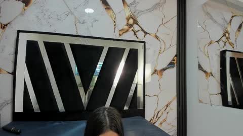 KarinaSimonz online show from 5, 11, 2025