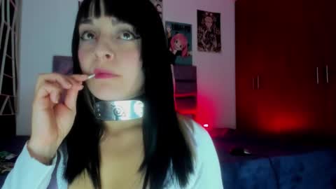 Snapshot of karinna__raven chatting on 3, 11, 2025 KARINNA RAVEN online show from 3, 11, 2025