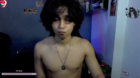 Snapshot of kariozzz chatting on 12, 1, 2025 call me kai 3 online show from 12, 1, 2025