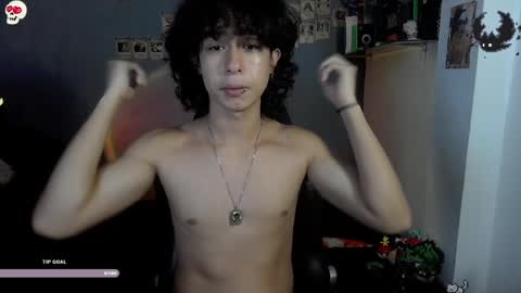 Snapshot of kariozzz chatting on 15, 1, 2025 call me kai 3 online show from 15, 1, 2025