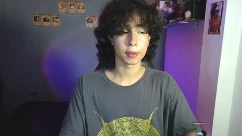 Snapshot of kariozzz chatting on 6, 2, 2025 call me kai 3 online show from 6, 2, 2025