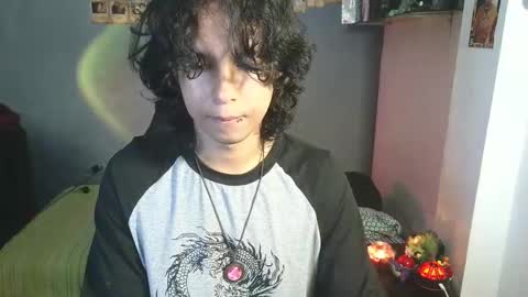 Snapshot of kariozzz chatting on 11, 3, 2025 call me kai 3 online show from 11, 3, 2025