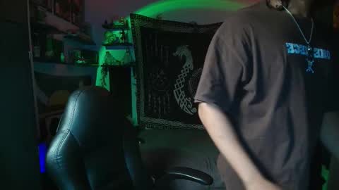 Snapshot of kariozzz chatting on 30, 10, 2025 call me kai 3 online show from 30, 10, 2025