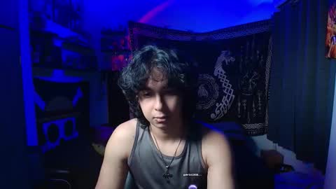 Snapshot of kariozzz chatting on 19, 11, 2025 call me kai 3 online show from 19, 11, 2025