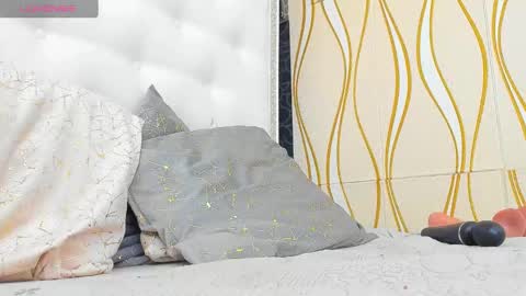 KARISSIA online show from 29, 1, 2025