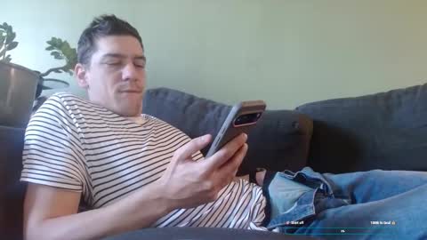 Snapshot of karl_mask chatting on 24, 11, 2025 Karl online show from 24, 11, 2025