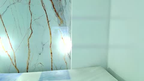 karla_hilton1 online show from 15, 3, 2026