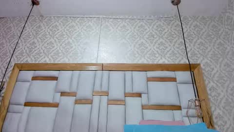 karolina  online show from 27, 10, 2025