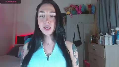 Snapshot of karla_zambrano chatting on 26, 2, 2025 karla online show from 26, 2, 2025