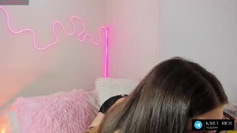 Karlyy  online show from 5, 3, 2025