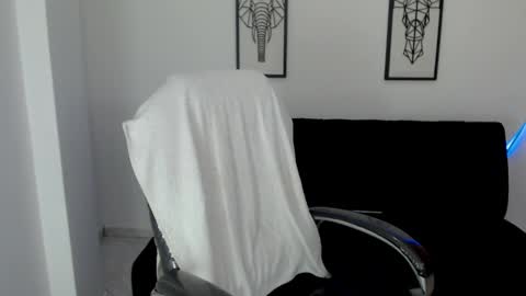 KARLYE online show from 8, 3, 2025