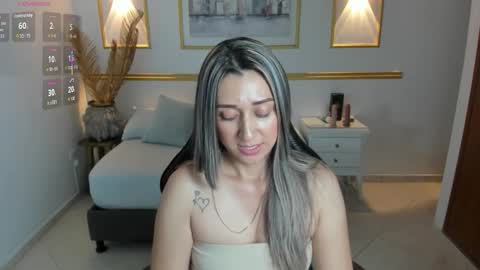 karlyy_ online show from 24, 11, 2025