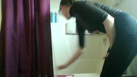 Karma Queen online show from 11, 2, 2026