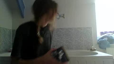 Karma Queen online show from 4, 4, 2026