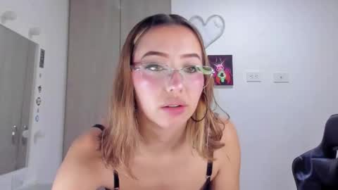 Snapshot of karodu chatting on 18, 12, 2025 Karo online show from 18, 12, 2025