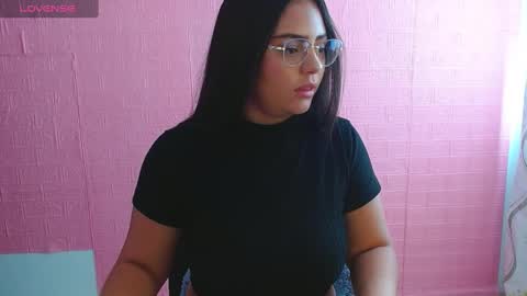 Snapshot of karol_09 chatting on 2, 3, 2025 karol 09 online show from 2, 3, 2025