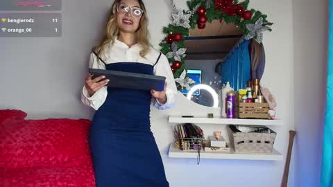 karol_goode online show from 14, 12, 2024
