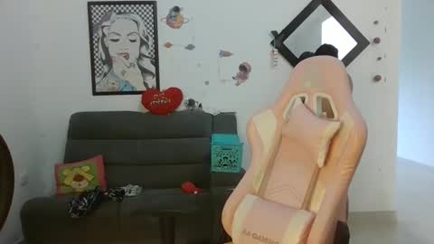    online show from 30, 1, 2025