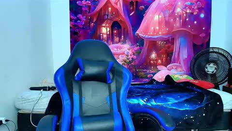    online show from 30, 10, 2025