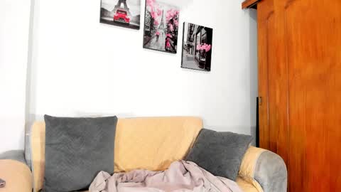 karol_w10 online show from 2, 4, 2026