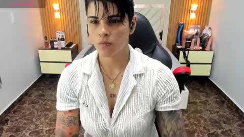 Snapshot of karolandluna chatting on 18, 9, 2025 Karol and Luna online show from 18, 9, 2025