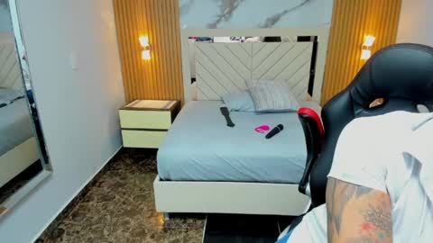 Karol and Luna online show from 7, 4, 2026