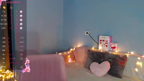 Kira online show from 10, 3, 2026