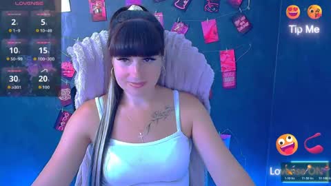 Caroline online show from 4, 8, 2026