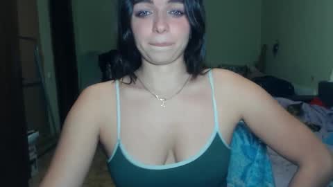 Snapshot of karolinasweet chatting on 31, 1, 2025 Mila online show from 31, 1, 2025